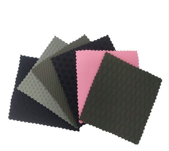 1.3*3.3m Tejido de neoprene en relieve Reciclado Resistente al calor Materiales ecológicos Elasticos, impermeables, resistentes a los golpes